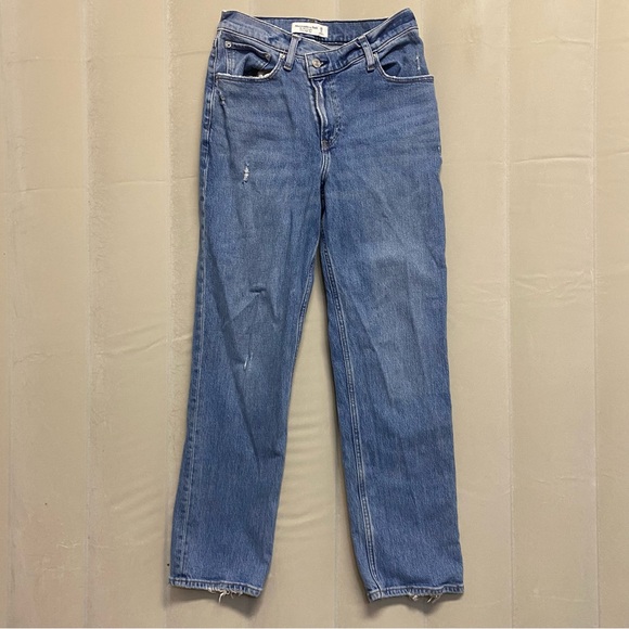 Abercrombie & Fitch Denim - Abercrombie & Fitch Women’s The 90s Straight Ultra High Rise Jeans Size 6S Short